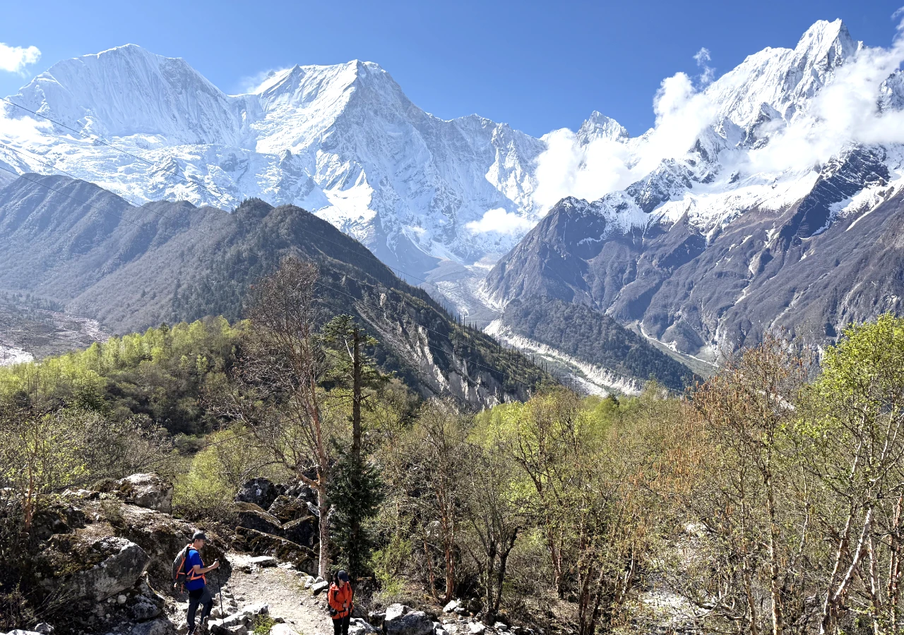 Manaslu Circuit with Tsum Valley Trekking journey in Nepal