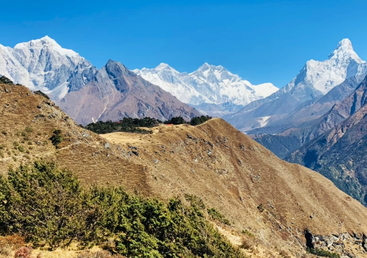 Gokyo Lake Trek route to Everest View Hotel and Mount Everest in the Background