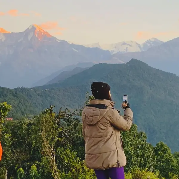 short and easy trail of Annapurna view trek and trekkers enjoying the moment of sunrise over the Annapurna Himalayas