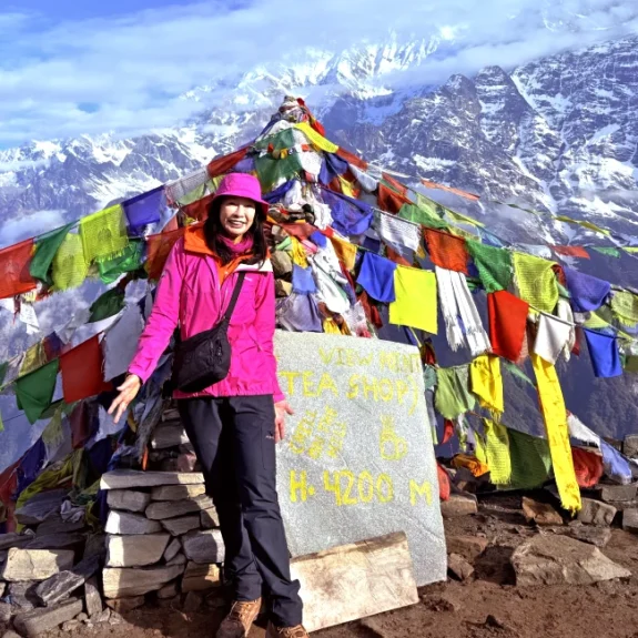 Mardi himal trekking viewpoint as a short and beginner friendly trek in Nepal