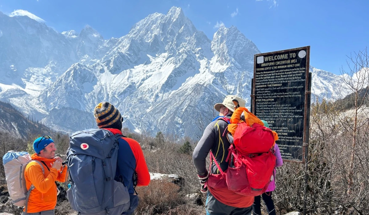 Trekkers enjoying the himalayas during manaslu trekking nepal