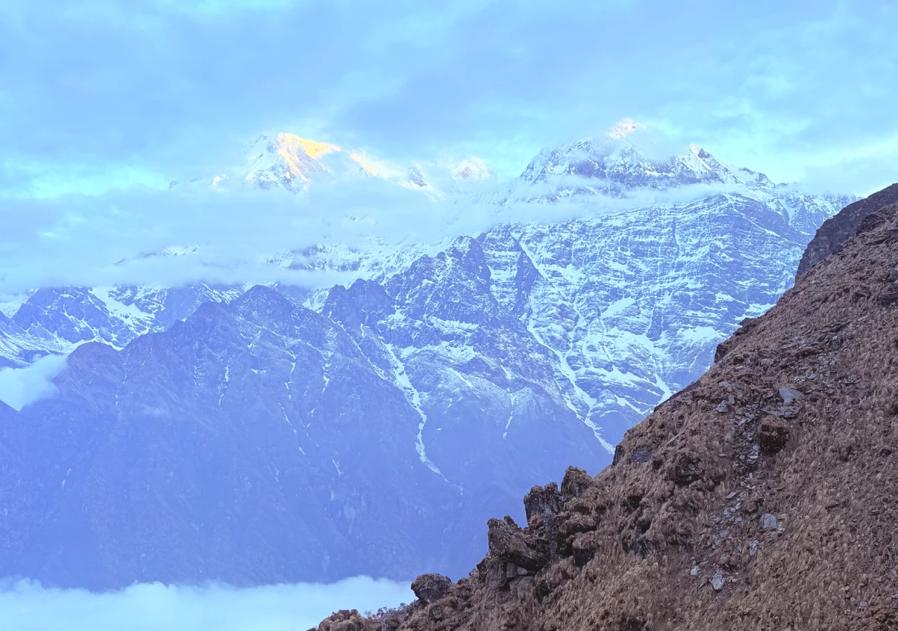 Mardi Himal Trek and Annapurna View from the Trail