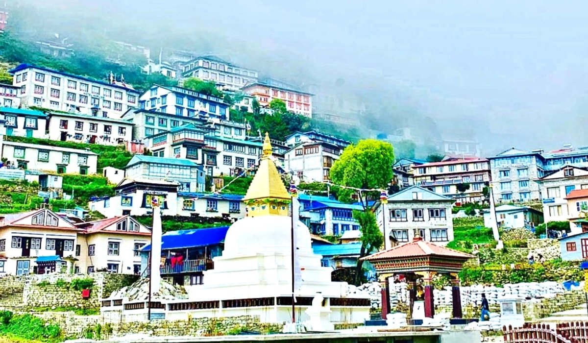 Popular sherpa village namche bazaar in everest region nepal