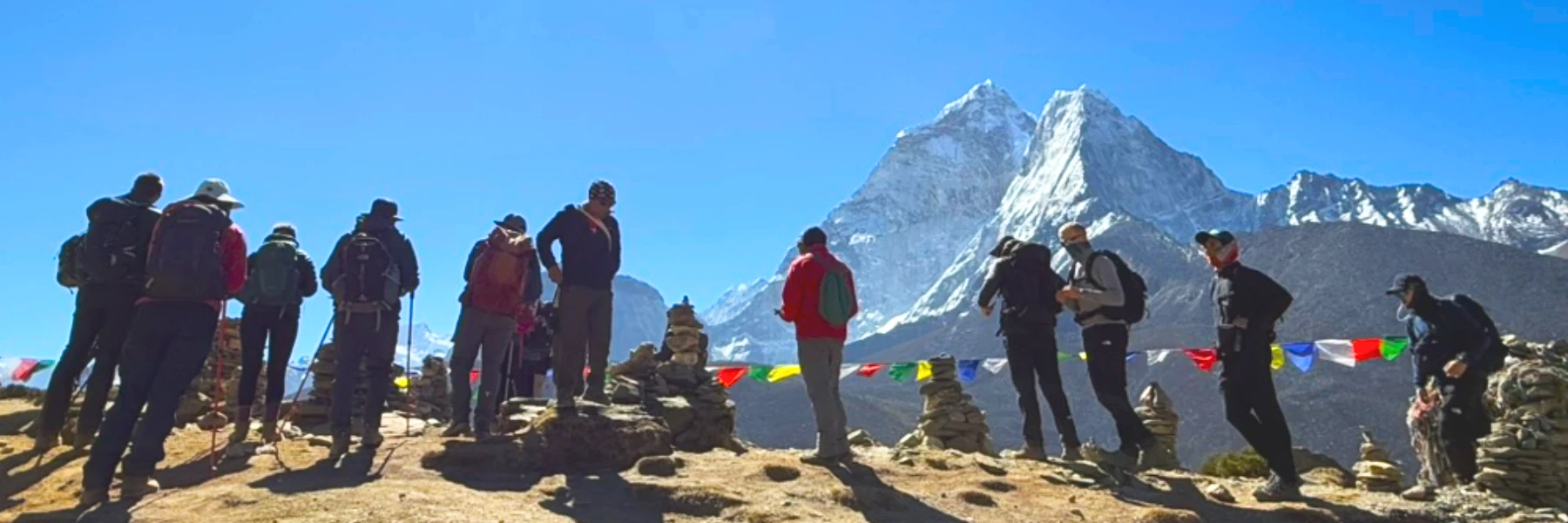 Trekkers are enjoying the hike along the everest base camp trek journey which is one of the best trek in nepal