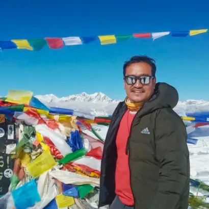 Explore Vision Nepal's guide sachindra guiding in Annapurna Circuit Nepal