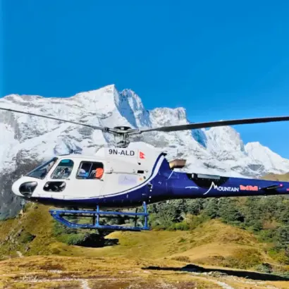 Everest base camp helicopter tour with fantastic everest mountain view in khumbu region of nepal