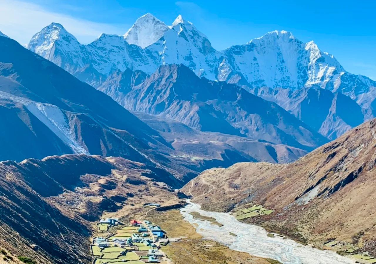 Pheriche Valley and Himalayan peaks along the Everest Base Camp trekking route Nepal